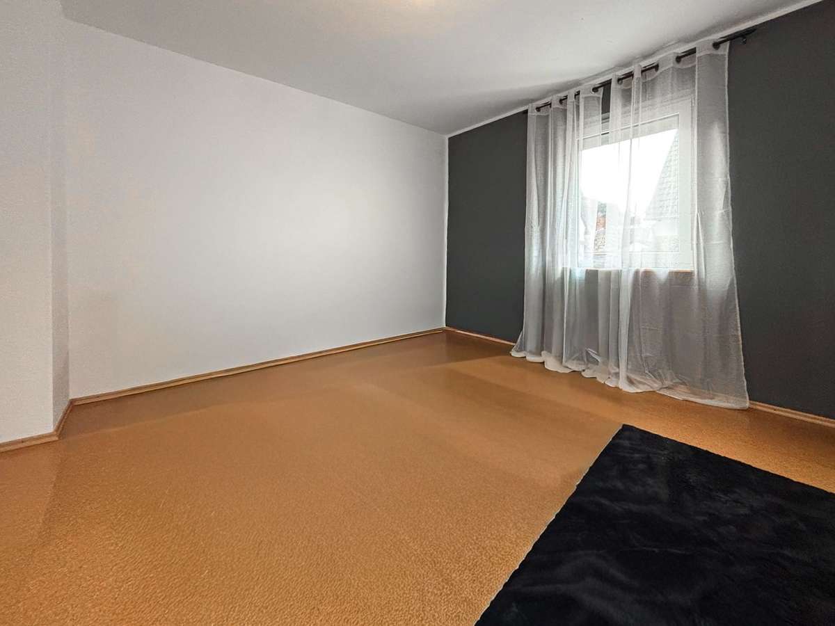 KL - Hohenecken, 2 ZKB, Einbauküche, Balkon, Gartennutzung - Foto 2